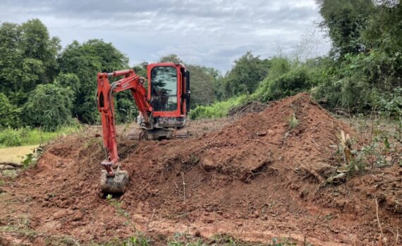 รถแม็คโครให้เช่าอุดร.com บริการรถแม็คโครให้เช่าอุดร และ จังหวัดใกล้เคียง