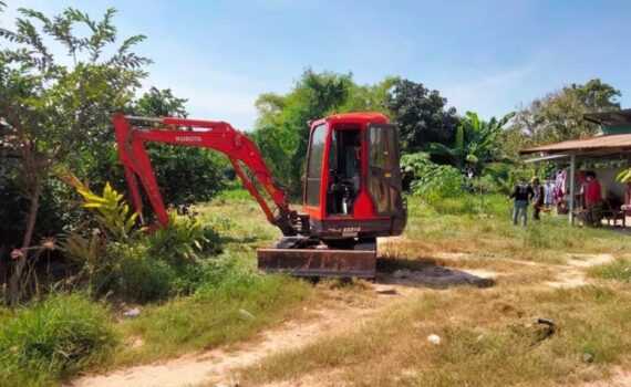 รถแม็คโครให้เช่าอุดร.com บริการรถแม็คโครให้เช่าอุดร และ จังหวัดใกล้เคียง