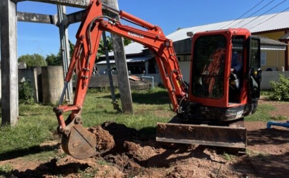 รถแม็คโครให้เช่าอุดร.com บริการรถแม็คโครให้เช่าอุดร และ จังหวัดใกล้เคียง